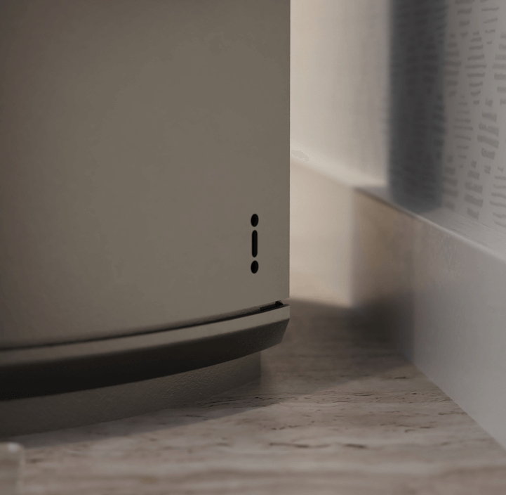 Detailbild des Holzofens Scan 67 mit USB-C-Anschluss auf der Rückseite